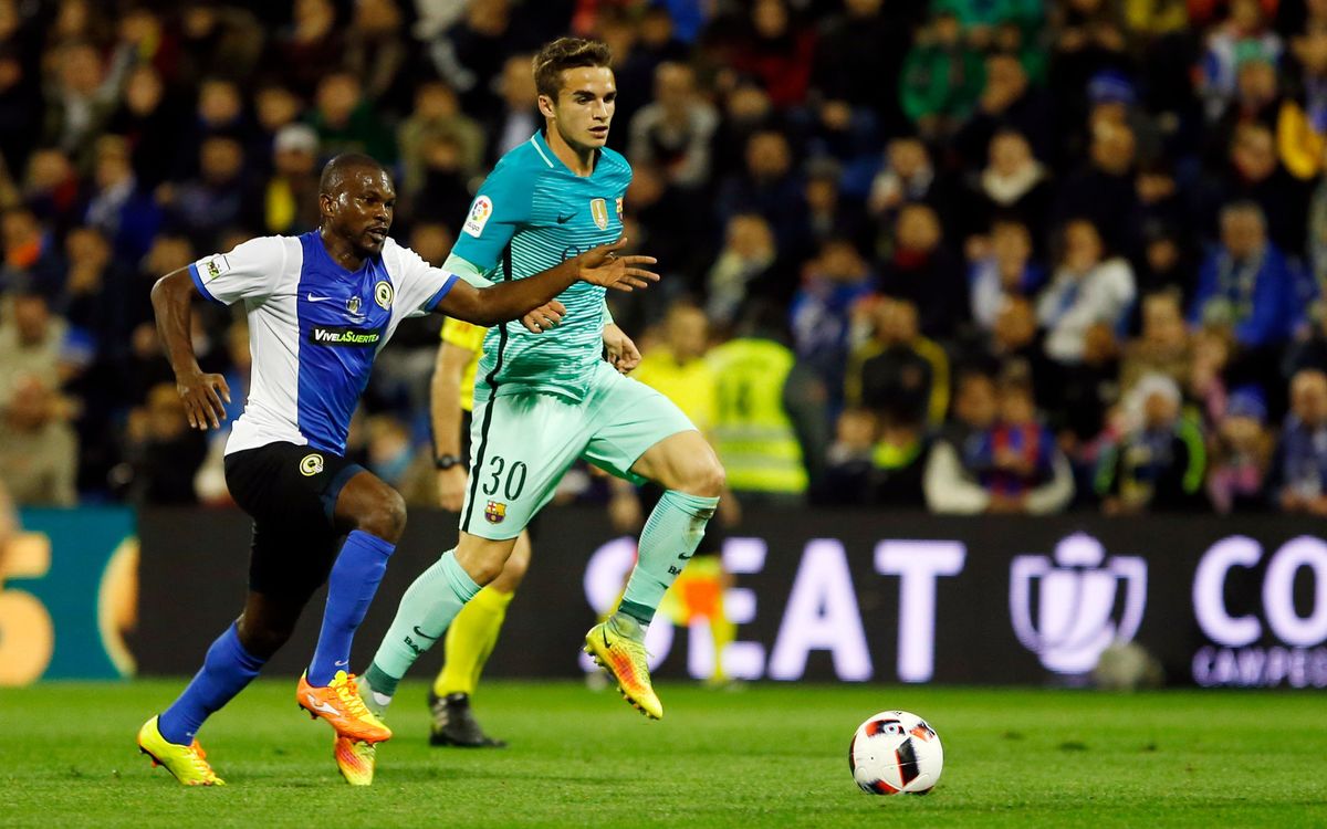 Àlex Carbonell, third FCBEscola player to make FC Barcelona first team debut